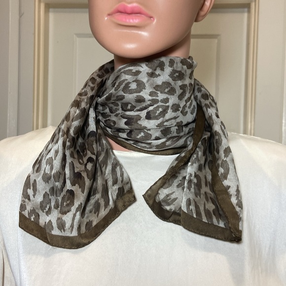 Elaine Gold for Collection XIIX Silk Foulard - Picture 8 of 12